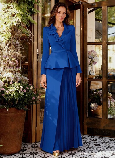 Sheath/Column V-Neck Long Sleeves Floor-Length Elastic Satin Mother Of The Bride Dresses With Pleated/Flower(s)
