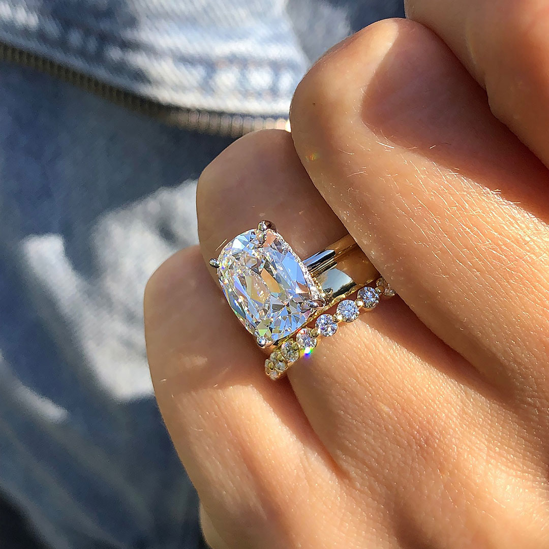 8CT Round Cut/Oval Cut Moissanite Engagement Rings Sets In Sterling Silver