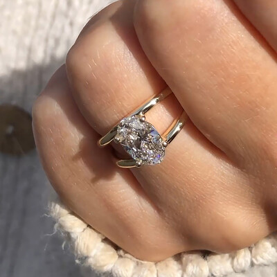 8CT Round Cut/Oval Cut Moissanite Engagement Rings In Sterling Silver