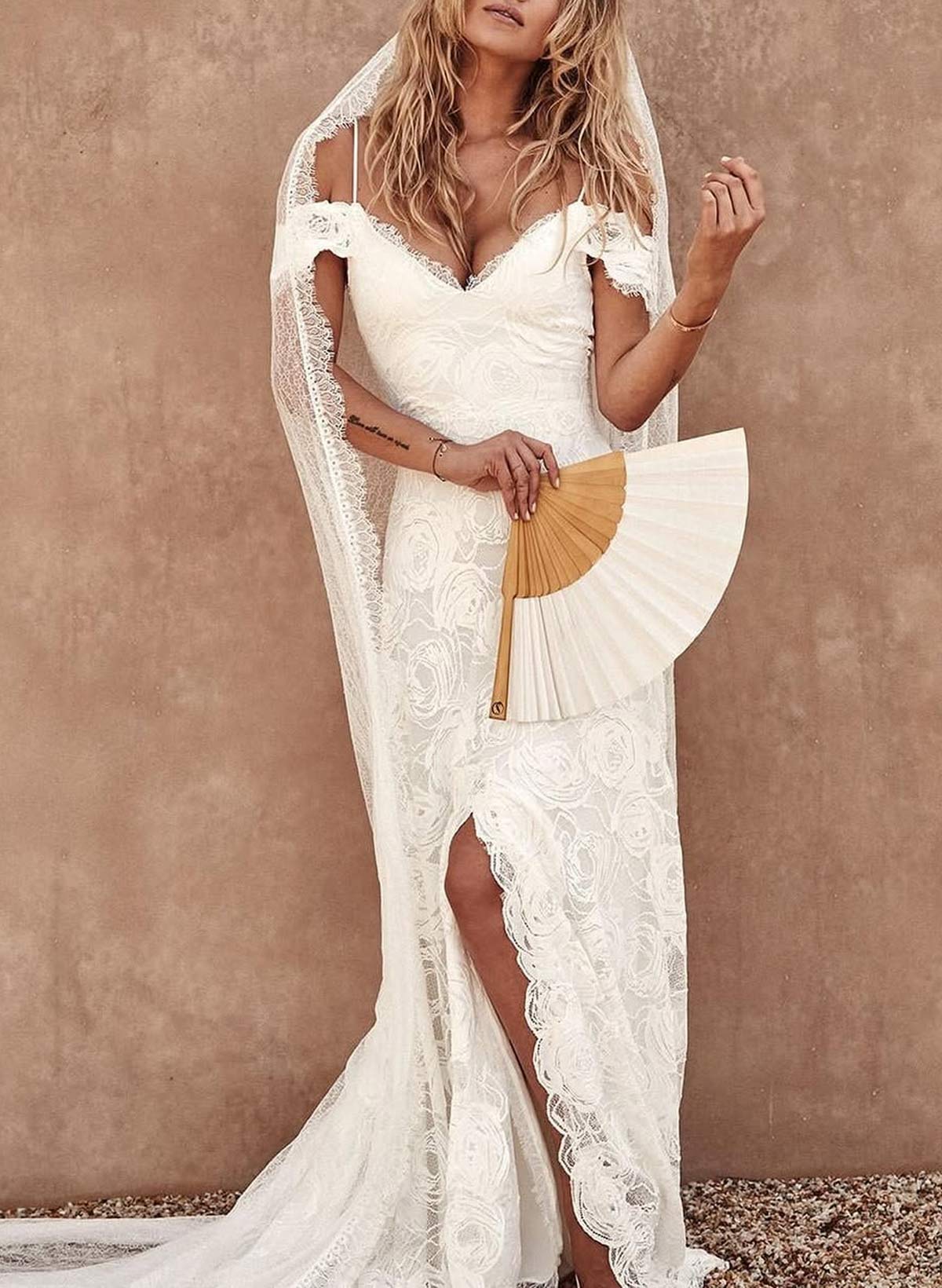 Elegant Off-The-Shoulder Sleeveless A-Line Court Train Lace Wedding Dresses With Split Front