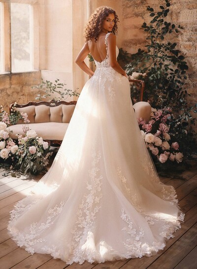 A-Line Plunge Neck Sleeveless Court Train Wedding Dresses With Appliques Lace
