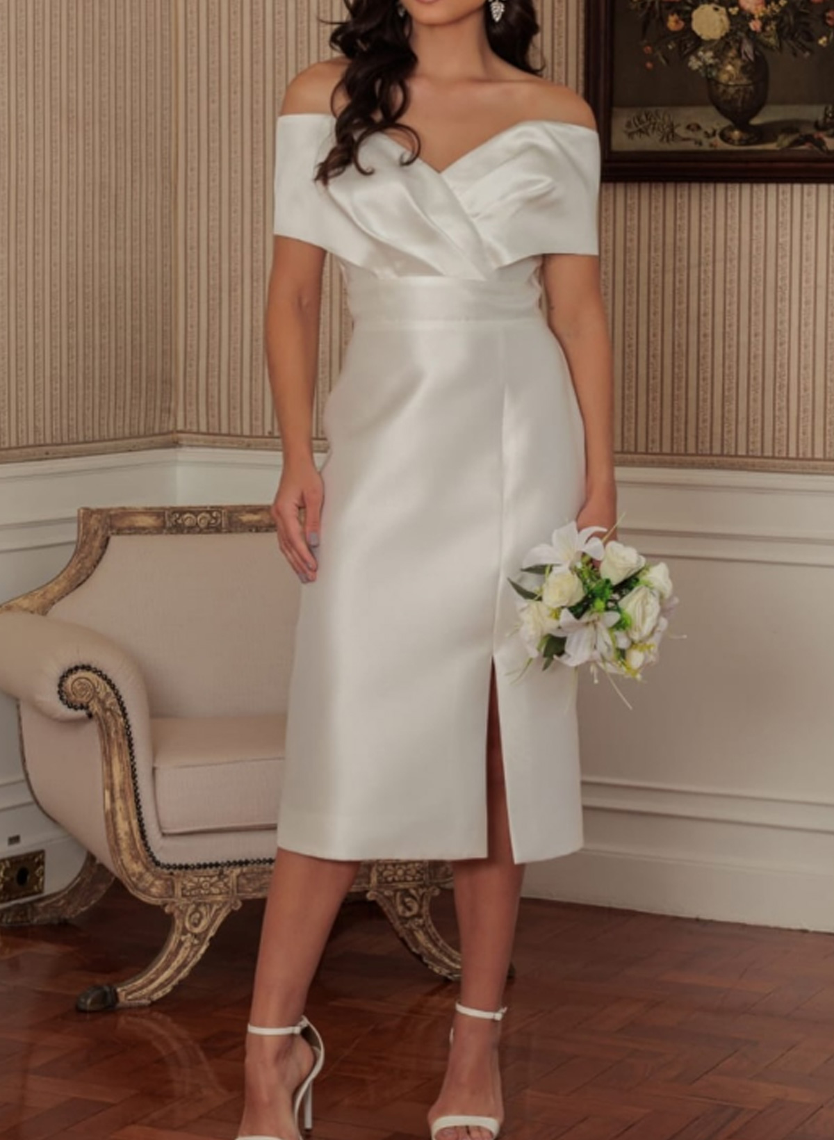 Sheath Column Sweetheart Sleeveless Knee-Length Satin Wedding Dresses With