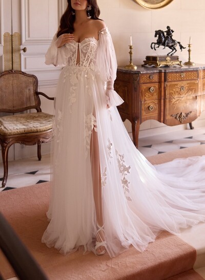 A-Line Sweetheart Long Sleeves Chapel Train Chiffon Tulle Wedding Dresses With Appliques Lace High Split Bubble Hem