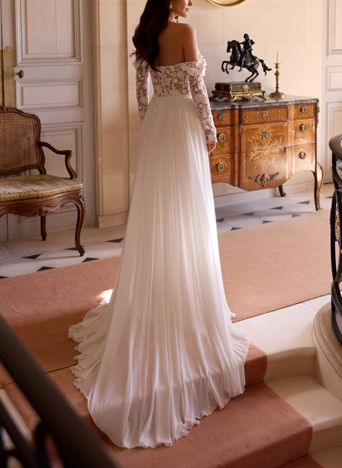 A-Line Sweetheart Detachable Sleeves Court Train Chiffon Lace Tulle Wedding Dresses With Lace Appliques Lace