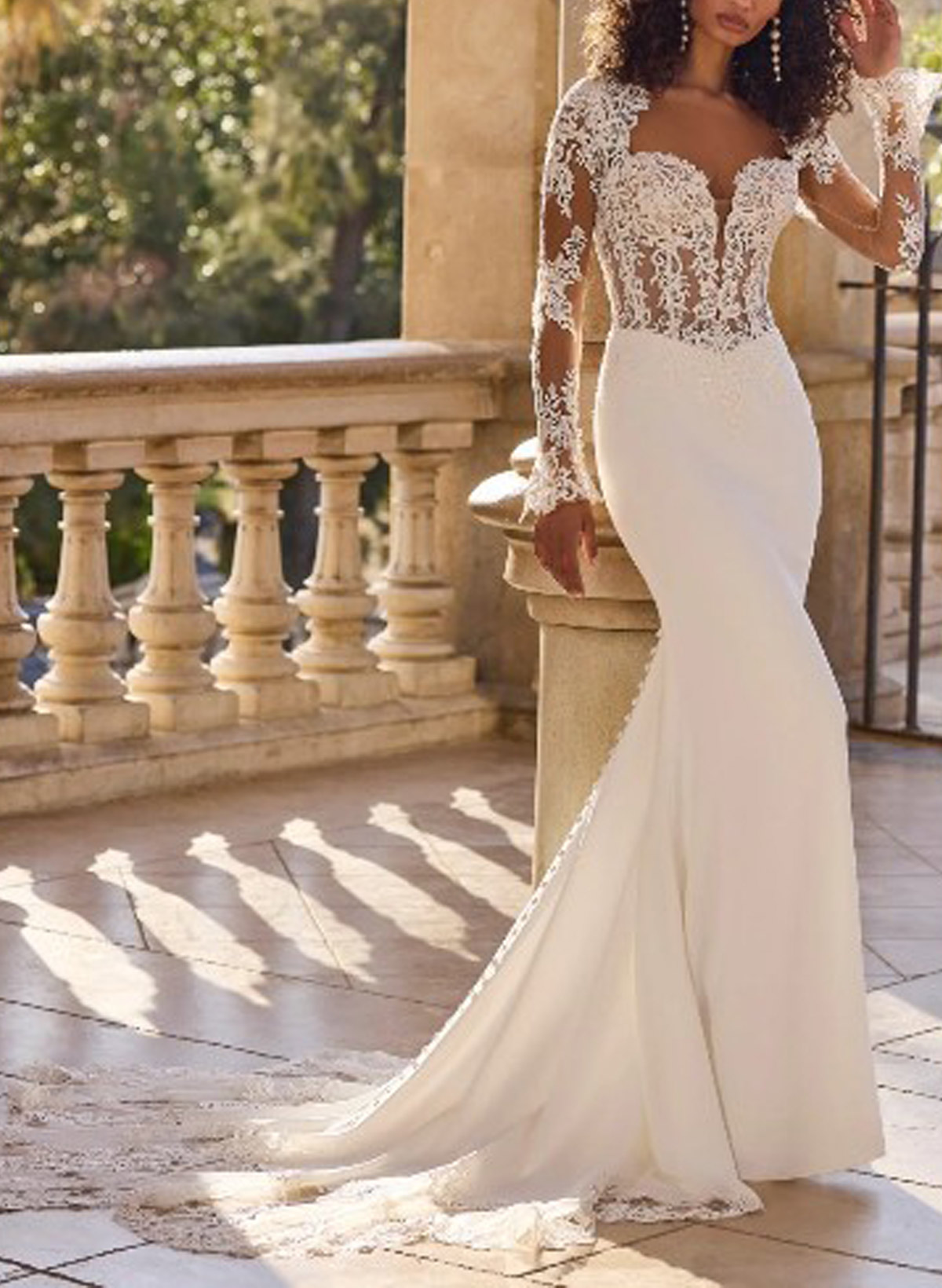 Sheath Column Sweetheart Long Sleeves Court Train Lace Tulle Elastic Satin Wedding Dresses With Appliques Lace Back Hole