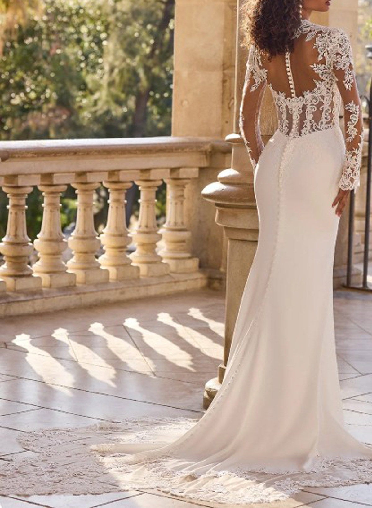 Sheath Column Sweetheart Long Sleeves Court Train Lace Tulle Elastic Satin Wedding Dresses With Appliques Lace Back Hole