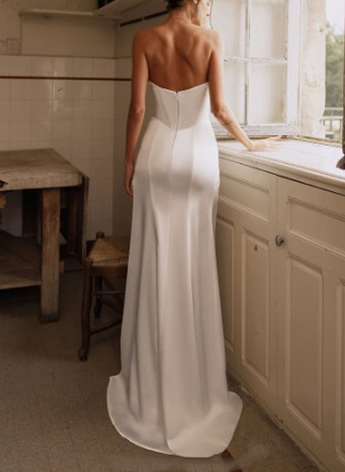 Sheath Column Sweetheart Sleeveless Floor-Length Lace Oft Satin Wedding Dresses With Lace