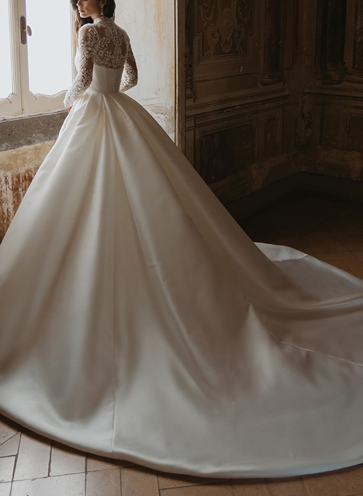 Trumpet Mermaid Ball-Gown High Neck Detachable Sleeves Chapel Train Detachable Lace Satin Tulle Elastic Satin Wedding Dresses With Split Front Lace Tiered