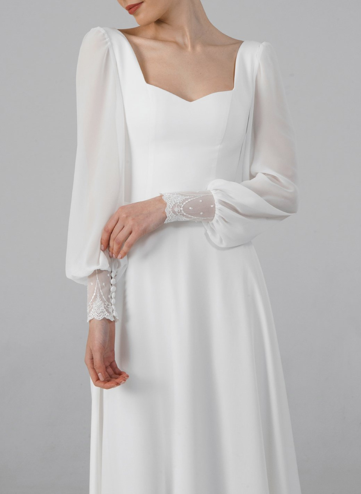 Elegant Sweetheart Long Sleeves A-Line Floor-Length Chiffon Wedding Dresses With Lace