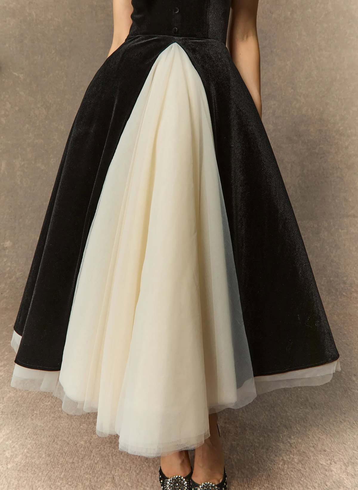 Ball-Gown Strapless Sleeveless Tea-Length Wedding Dresses With Bow(s)/Flower(s)