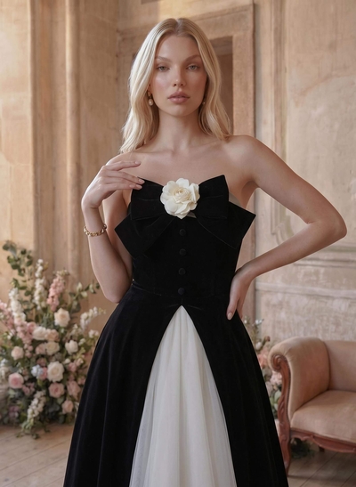 Ball-Gown Strapless Sleeveless Tea-Length Wedding Dresses With Bow(s)/Flower(s)