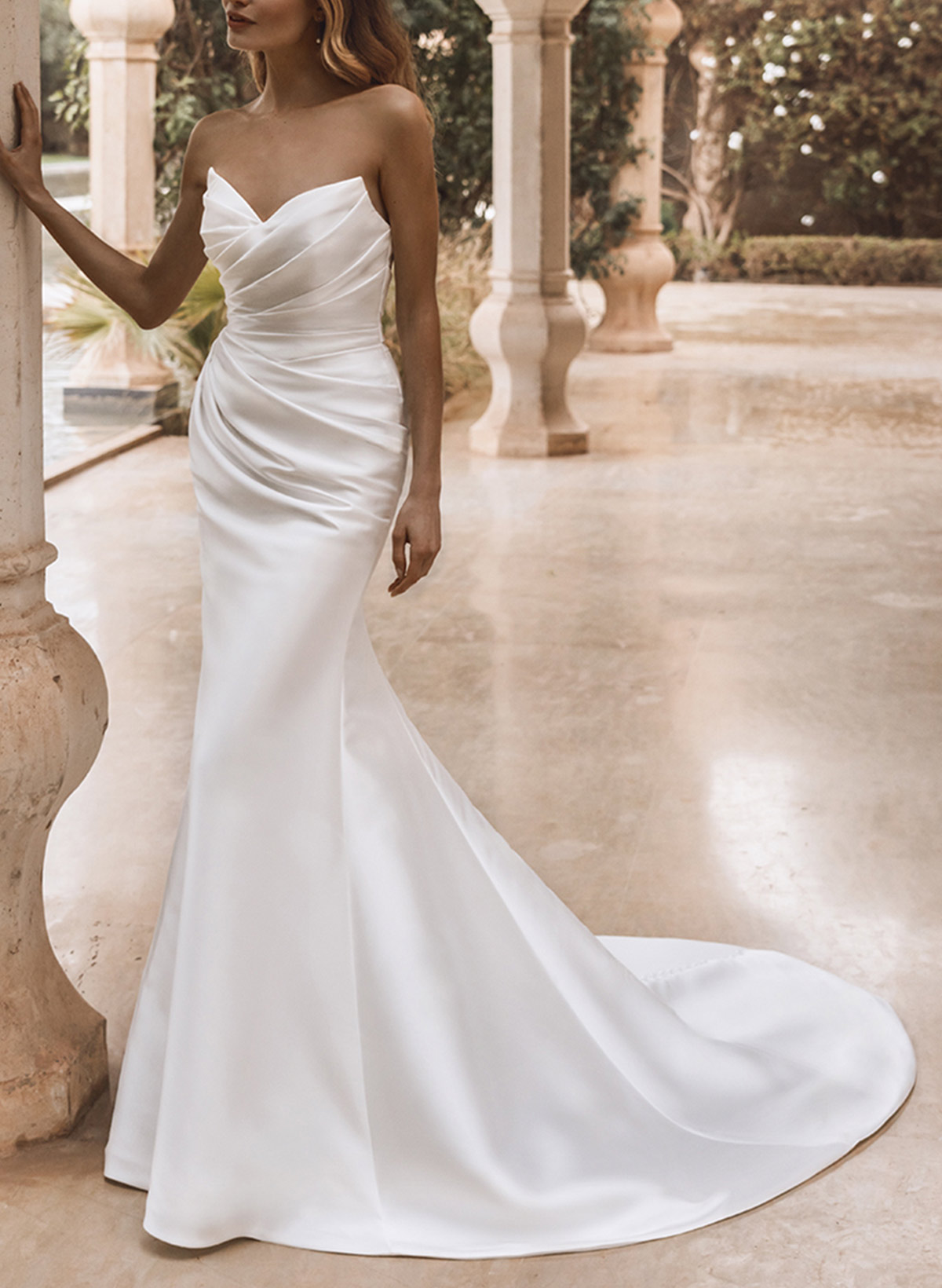 Trumpet/Mermaid Sweetheart Sleeveless Detachable Matte Satin Wedding Dresses With Flower(s)