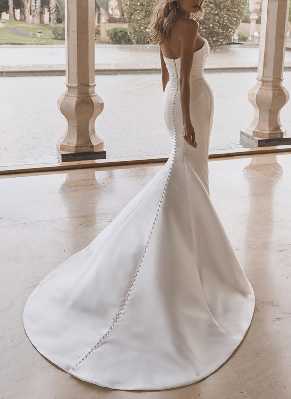 Trumpet/Mermaid Sweetheart Sleeveless Detachable Matte Satin Wedding Dresses With Flower(s)