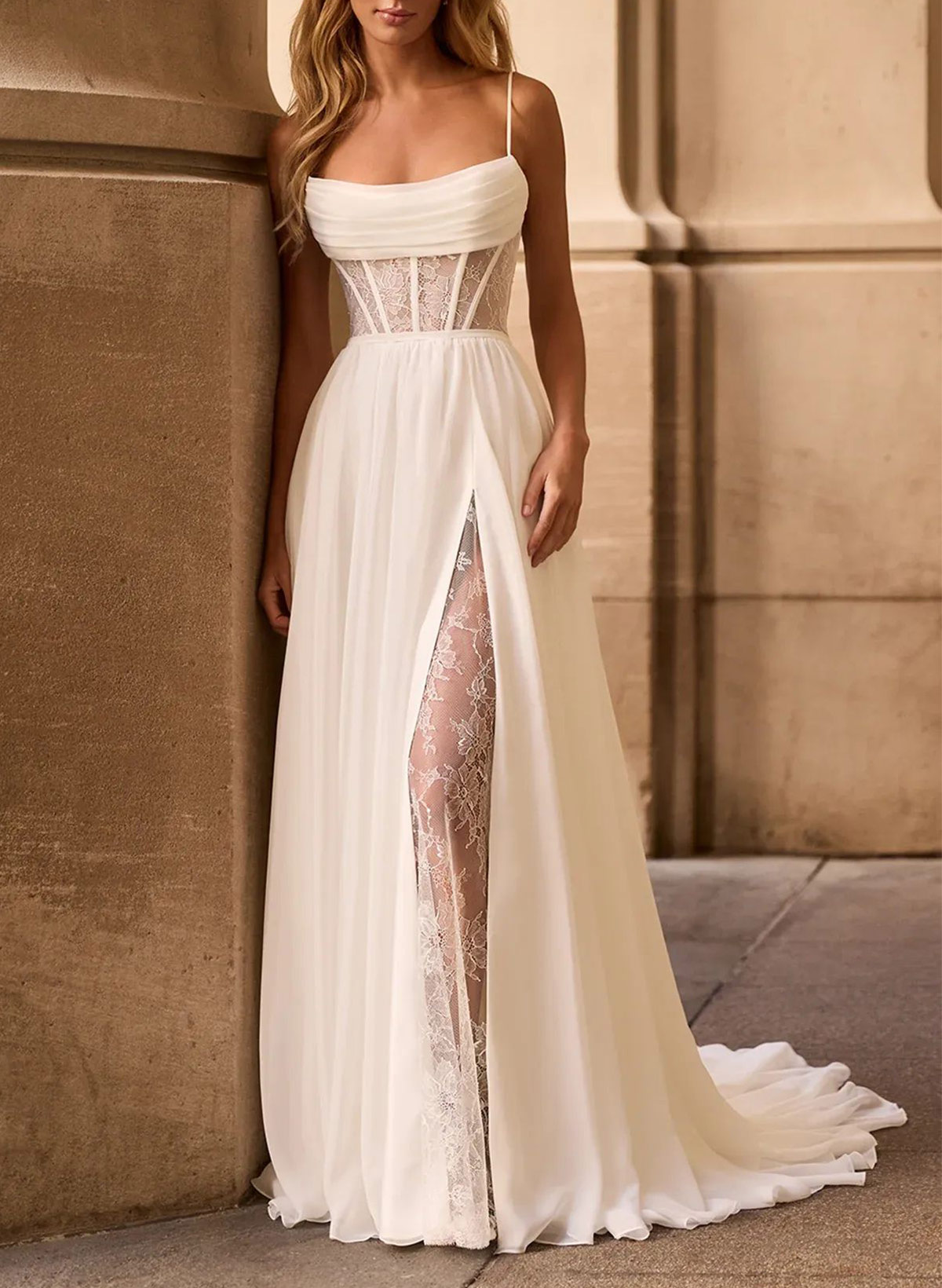 A-Line Square Neckline Sleeveless Sweep Train Wedding Dresses With Appliques Lace/High Split