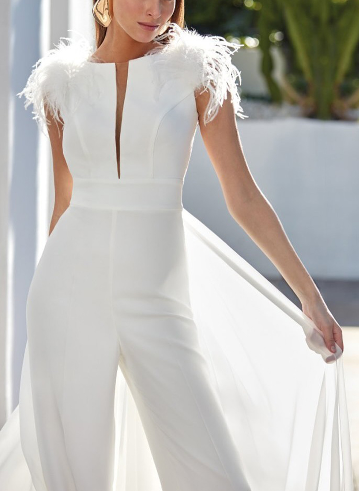 Jumpsuit/Pantsuit Scoop Neck Sleeveless Court Train Chiffon Wedding Dresses With Overskirt Dress