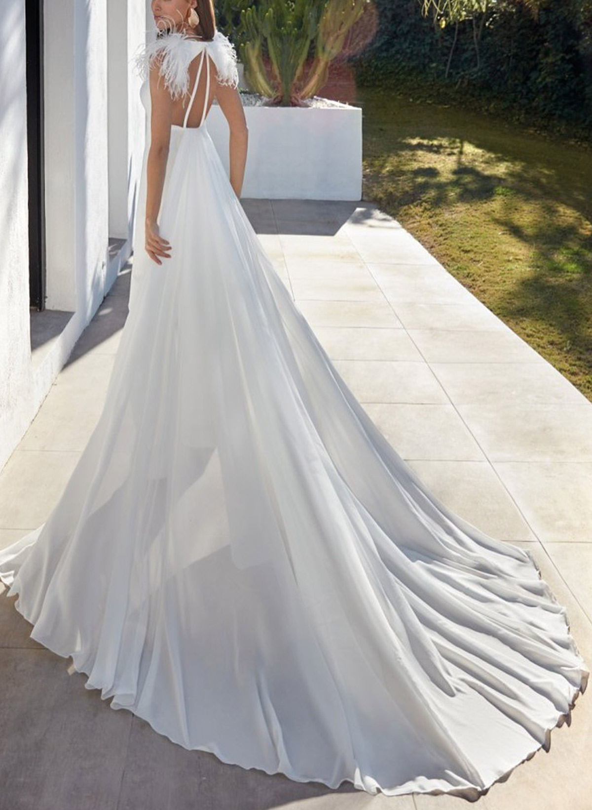 Jumpsuit/Pantsuit Scoop Neck Sleeveless Court Train Chiffon Wedding Dresses With Overskirt Dress