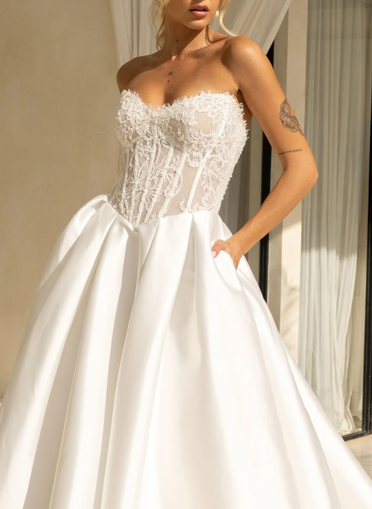 A-Line Strapless Sleeveless Chapel Train Matte Satin Wedding Dresses With Pockets