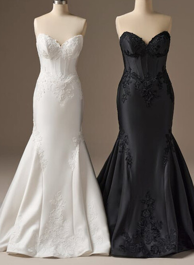 Trumpet/Mermaid Sweetheart Sleeveless Court Train Satin Wedding Dresses With Appliques Lace