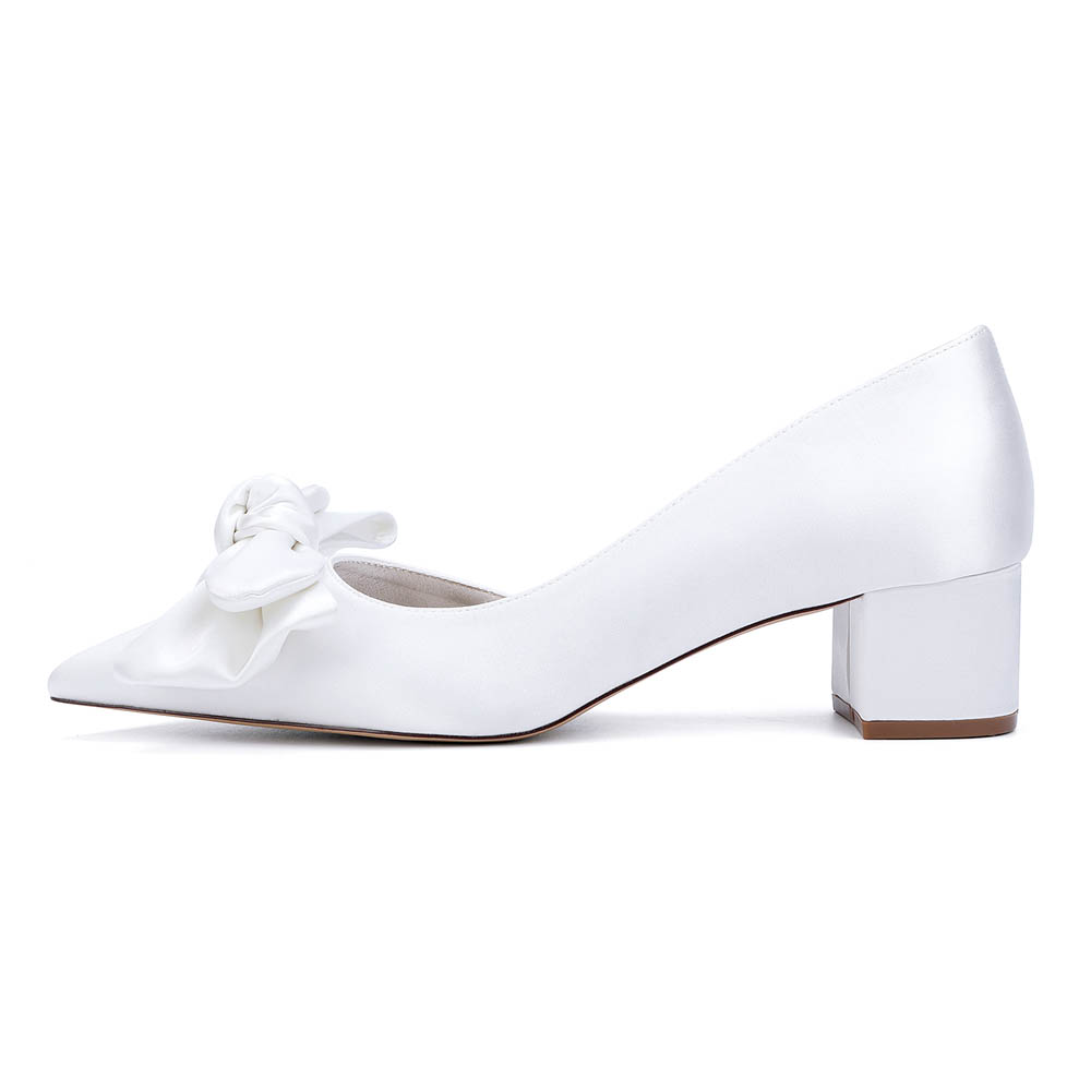 Low Heel Silk Like Satin Point Toe Wedding Shoes With Bowknot