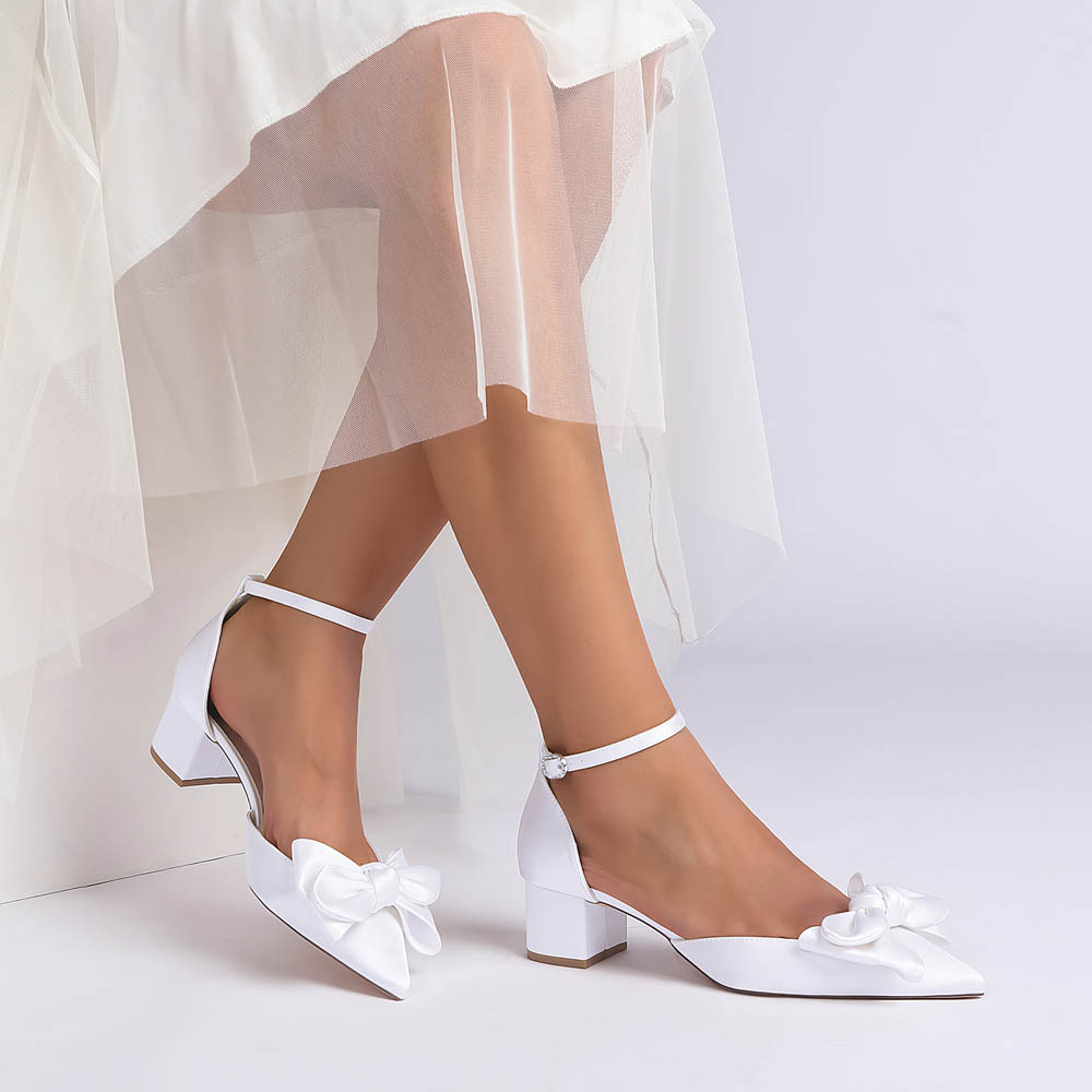 Low Heel Silk Like Satin Point Toe Wedding Shoes With Bowknot