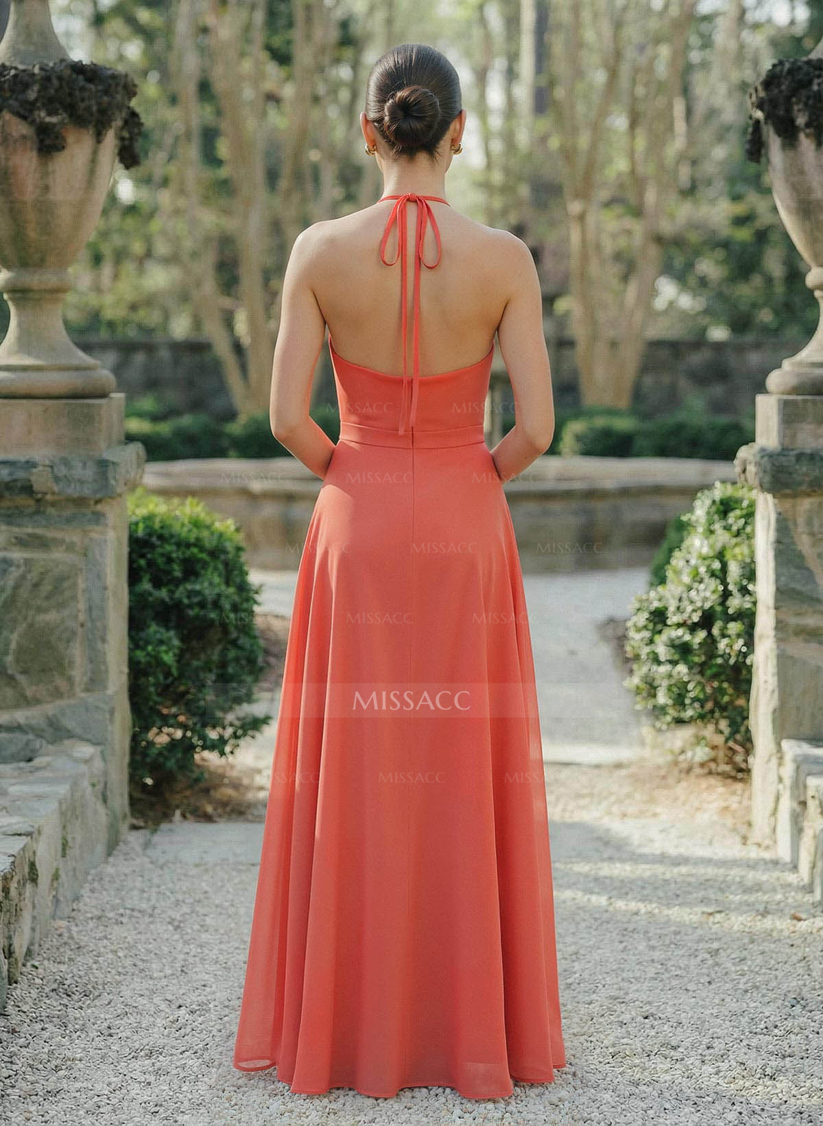 A-Line Halter Sleeveless Floor-Length Chiffon Bridesmaid Dresses With Flower(s)/High Split