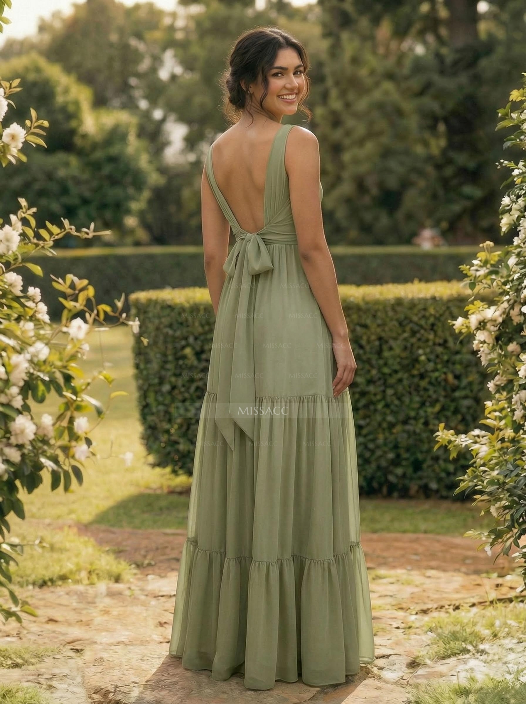 A-Line Plunge Neck Sleeveless Floor-Length Chiffon Bridesmaid Dresses With Split Front Tiered