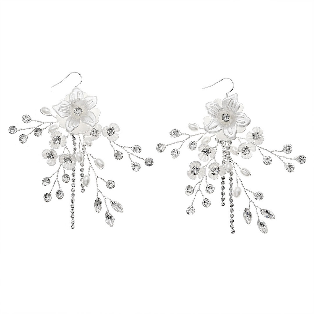 Alloy Dangle Earrings With Rhinestone/Pearl