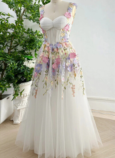 A-Line Sweetheart Sleeveless Floor-Length Evening Dresses With Appliques Lace