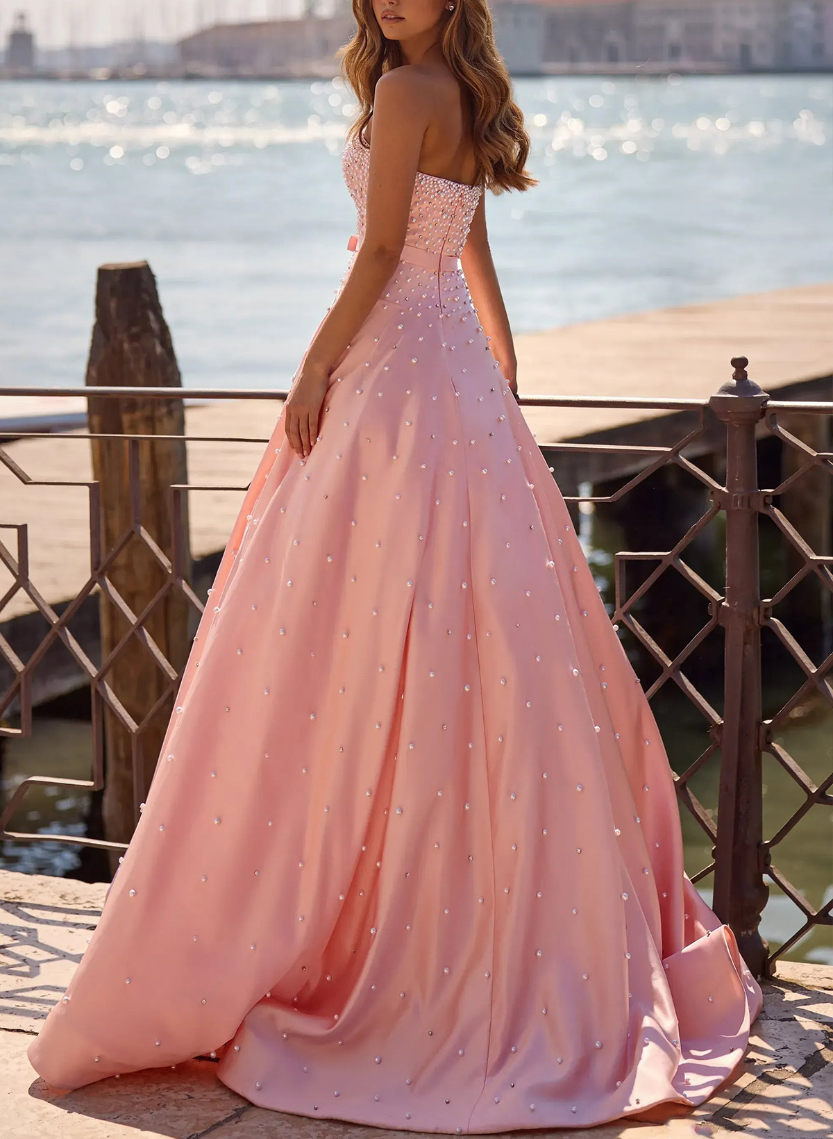 A-Line Strapless Sleeveless Floor-Length Satin Evening Dresses With Bow(s)/Rhinestone/Sash