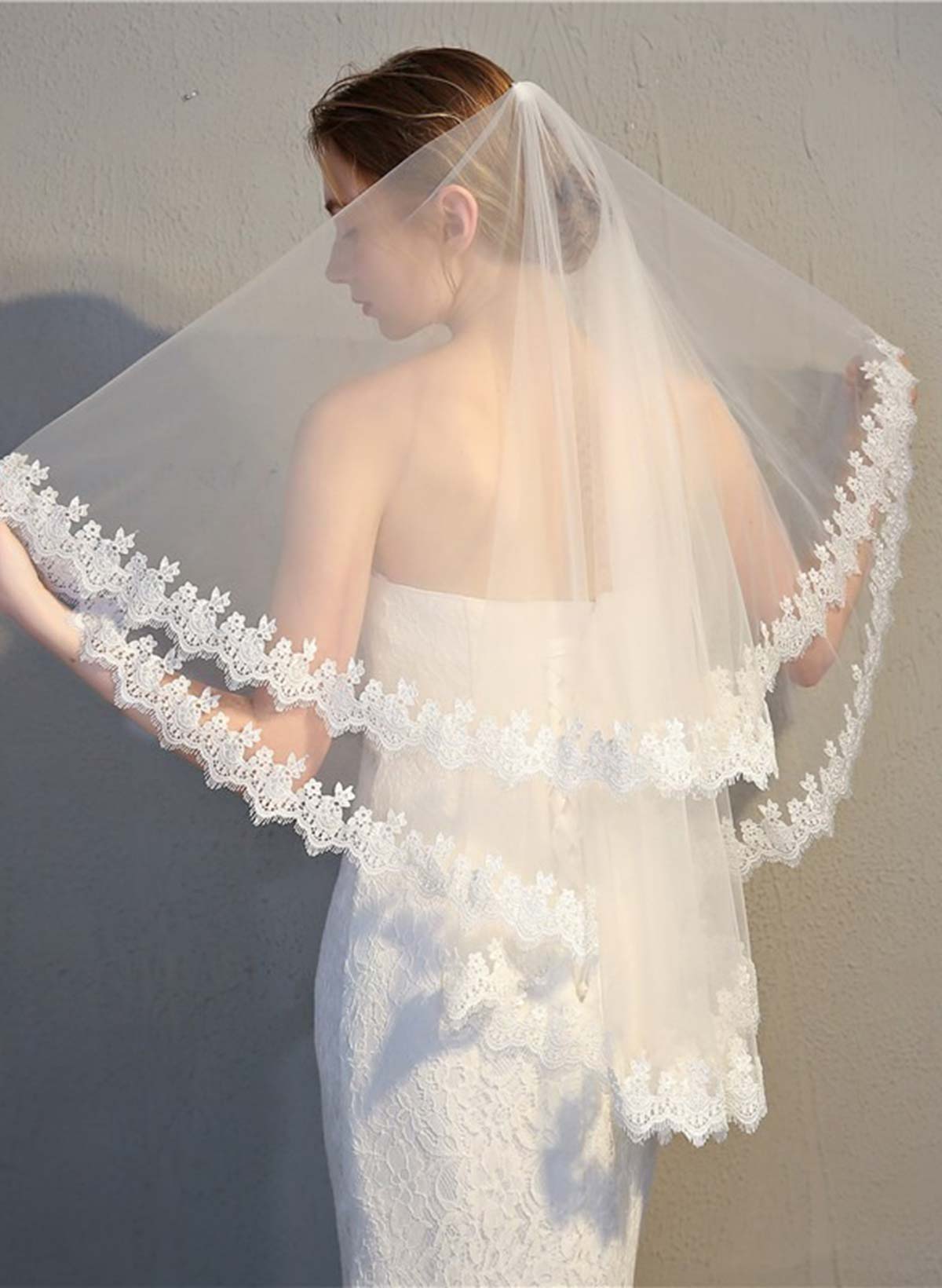 Lace Applique Edge Floral Two-Tier Tulle/Lace Elbow Bridal Veils