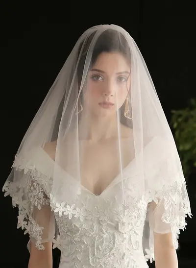 Two-Tier Floral Lace Appliqué Tulle Elbow-Length Bridal Veil