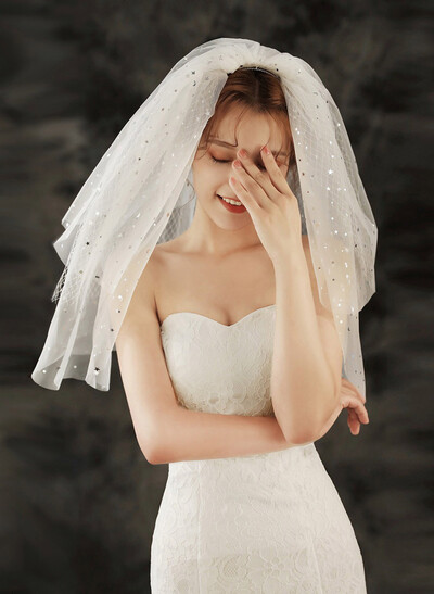 Cut Edge Sequin Three-Tier Tulle Shoulder Veils