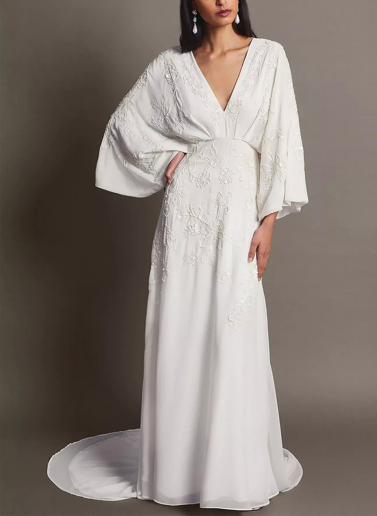 Sheath/Column Plunge Neck 3/4 Sleeves Sweep Train Lace Wedding Dresses With Beading