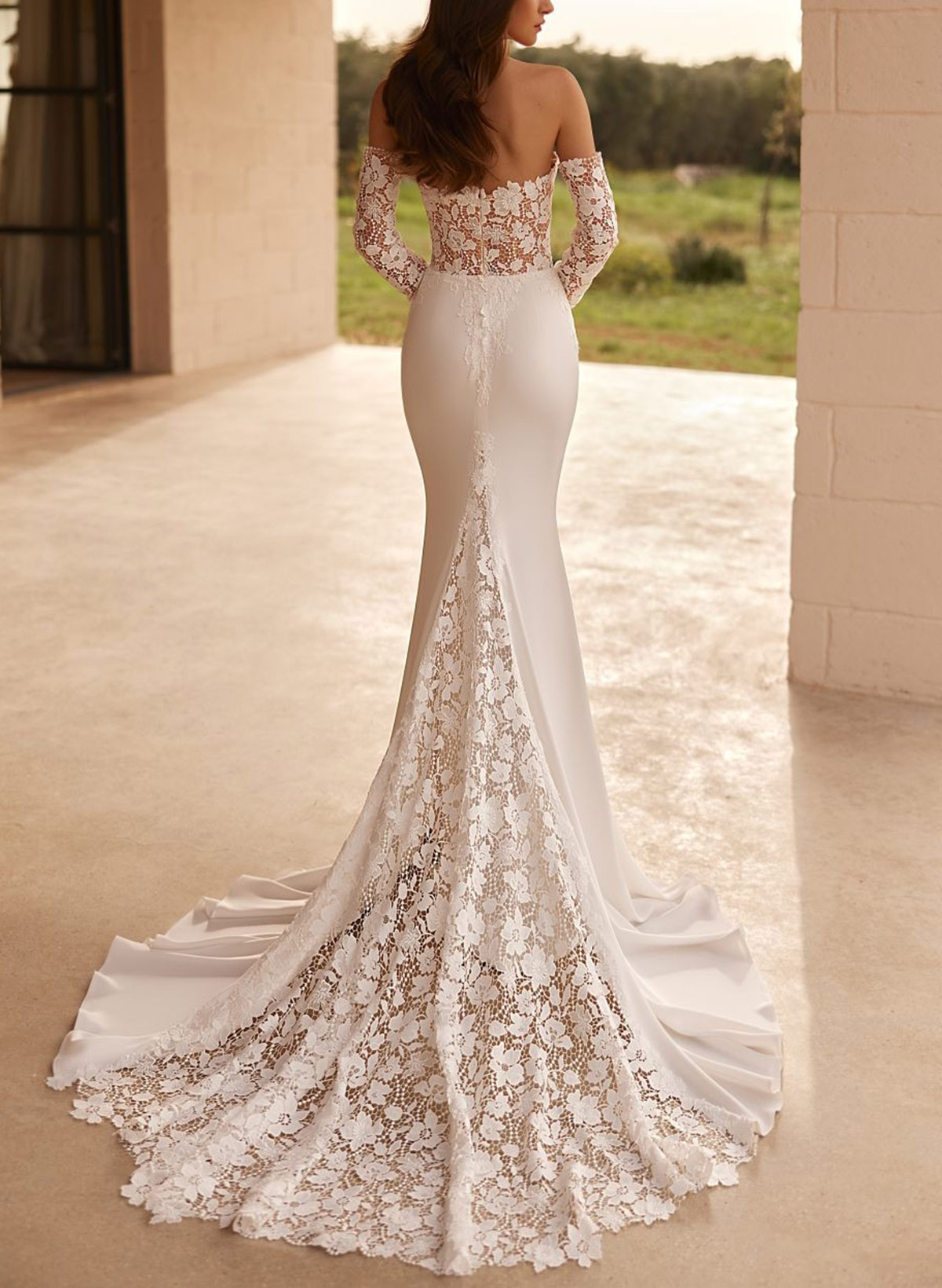 Trumpet/Mermaid Sweetheart Detachable Sleeves Sweep Train Lace/Elastic Satin Wedding Dresses