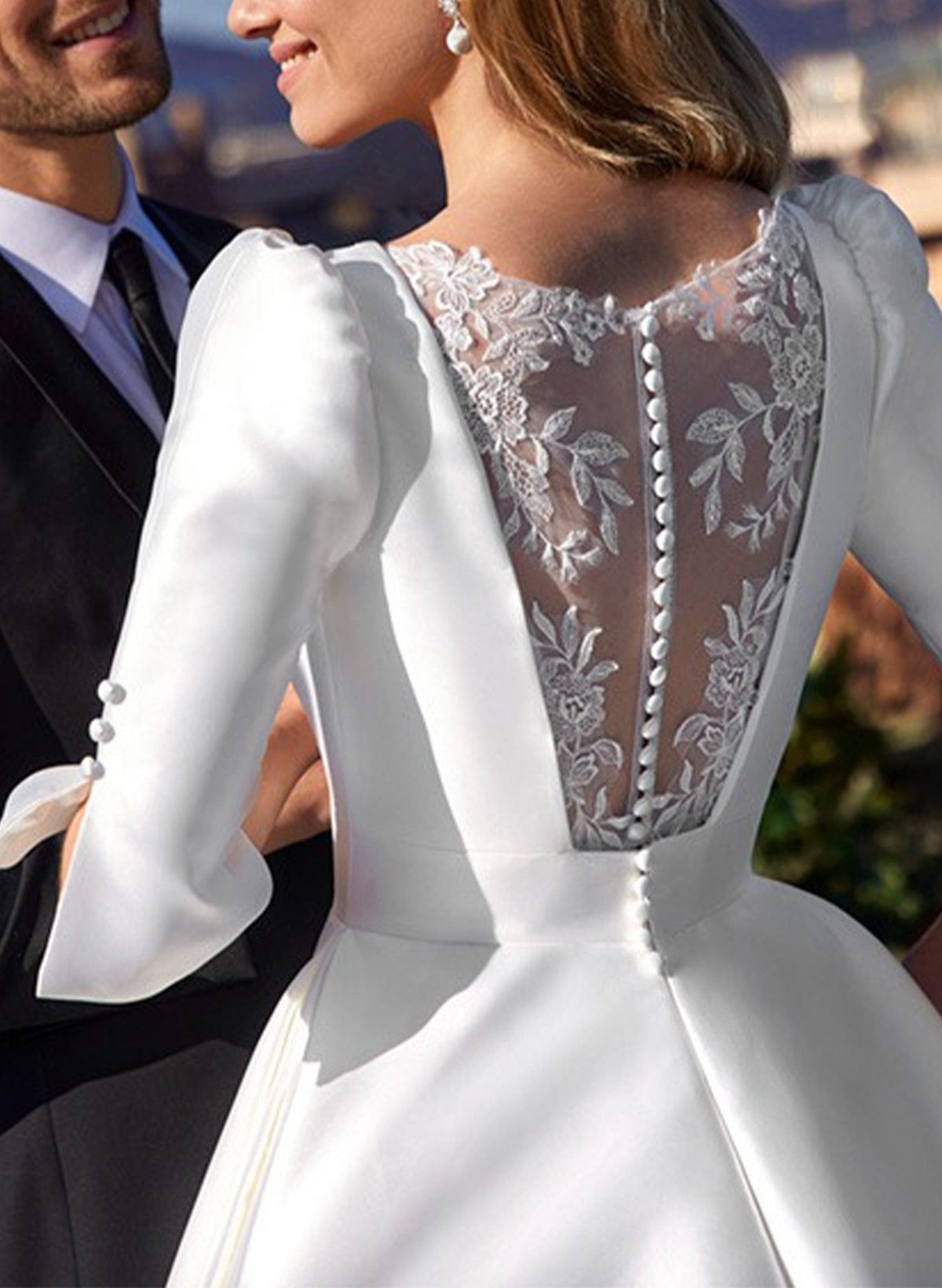 Ball-Gown V-Neck 1/2 Sleeves Royal Lace Wedding Bride With Flower(s)