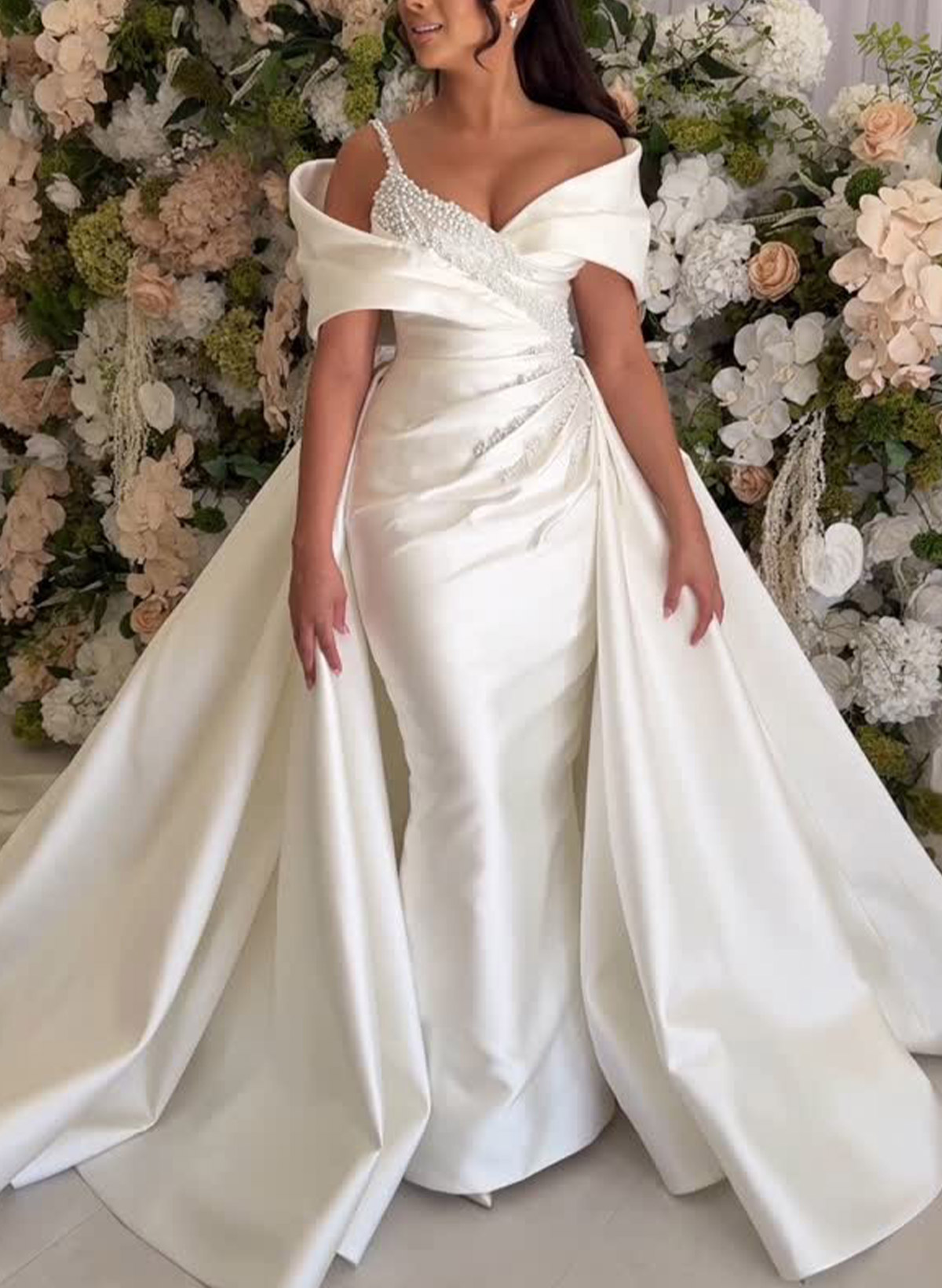 Sheath Column One-Shoulder Sleeveless Detachable Twill Satin Wedding Dress With Beading Rhinestone