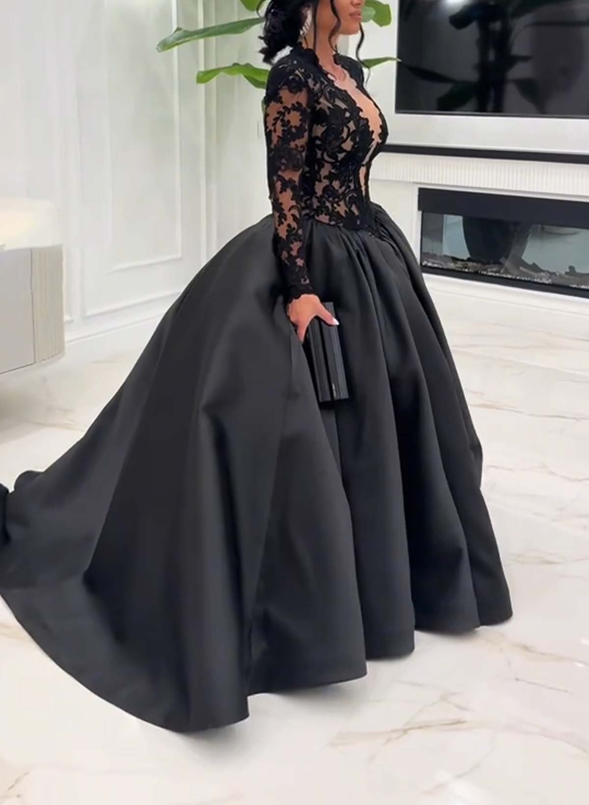 Ball-Gown Illusion Neck Long Sleeves Court Train Lace/Satin Wedding Dresses With Appliques Lace/High Split