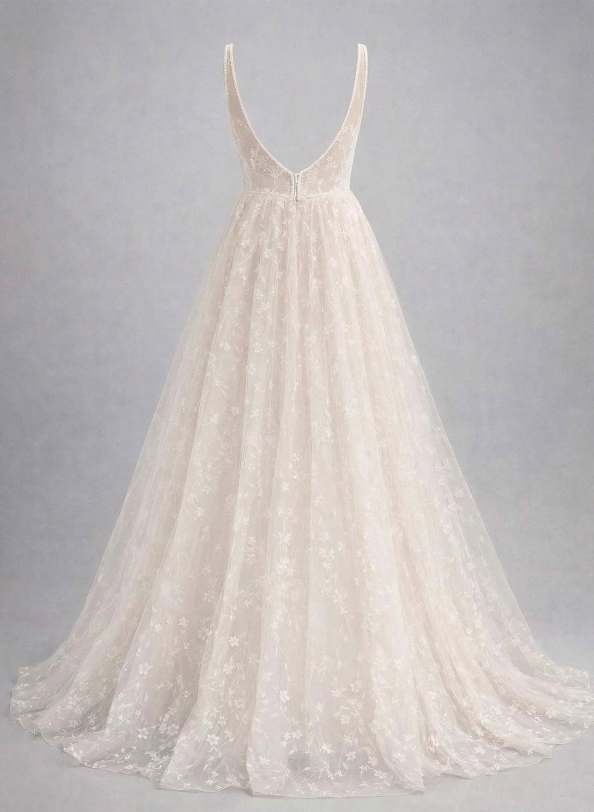 A-Line Sweetheart Sweep Train Lace/Satin Wedding Dresses With Sequins