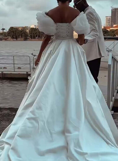 Trumpet/Mermaid Off-The-Shoulder Chapel Train Matte Satin Wedding Dresses With Bubble Hem