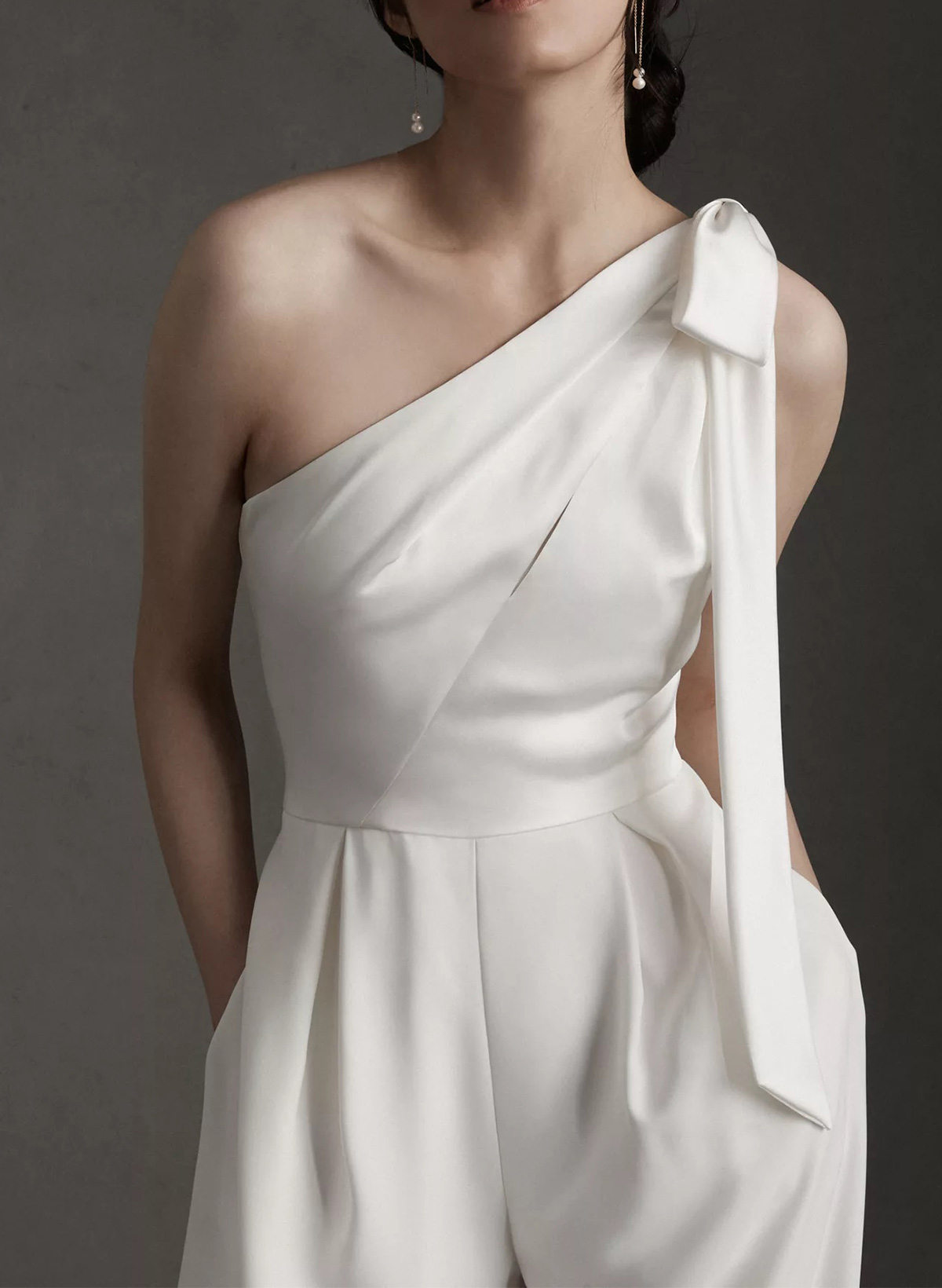Floor-Length Matte Satin Jumpsuit/Pantsuit One-Shoulder Sleeveless Wedding Dresses With Bow
