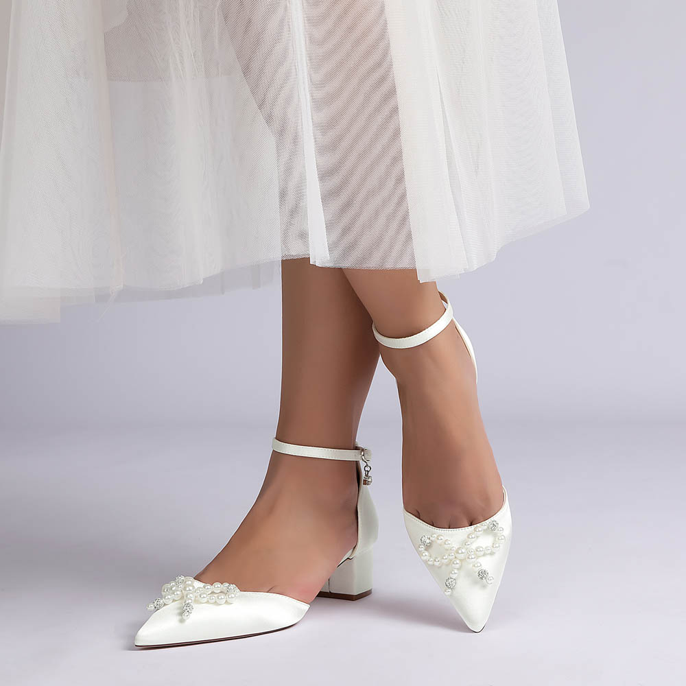 Low Heel Silk Like Satin Point Toe Wedding Shoes With Imitation Pearl/Bowknot