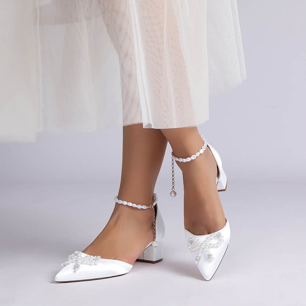 Low Heel Silk Like Satin Point Toe Wedding Shoes With Imitation Pearl/Bowknot