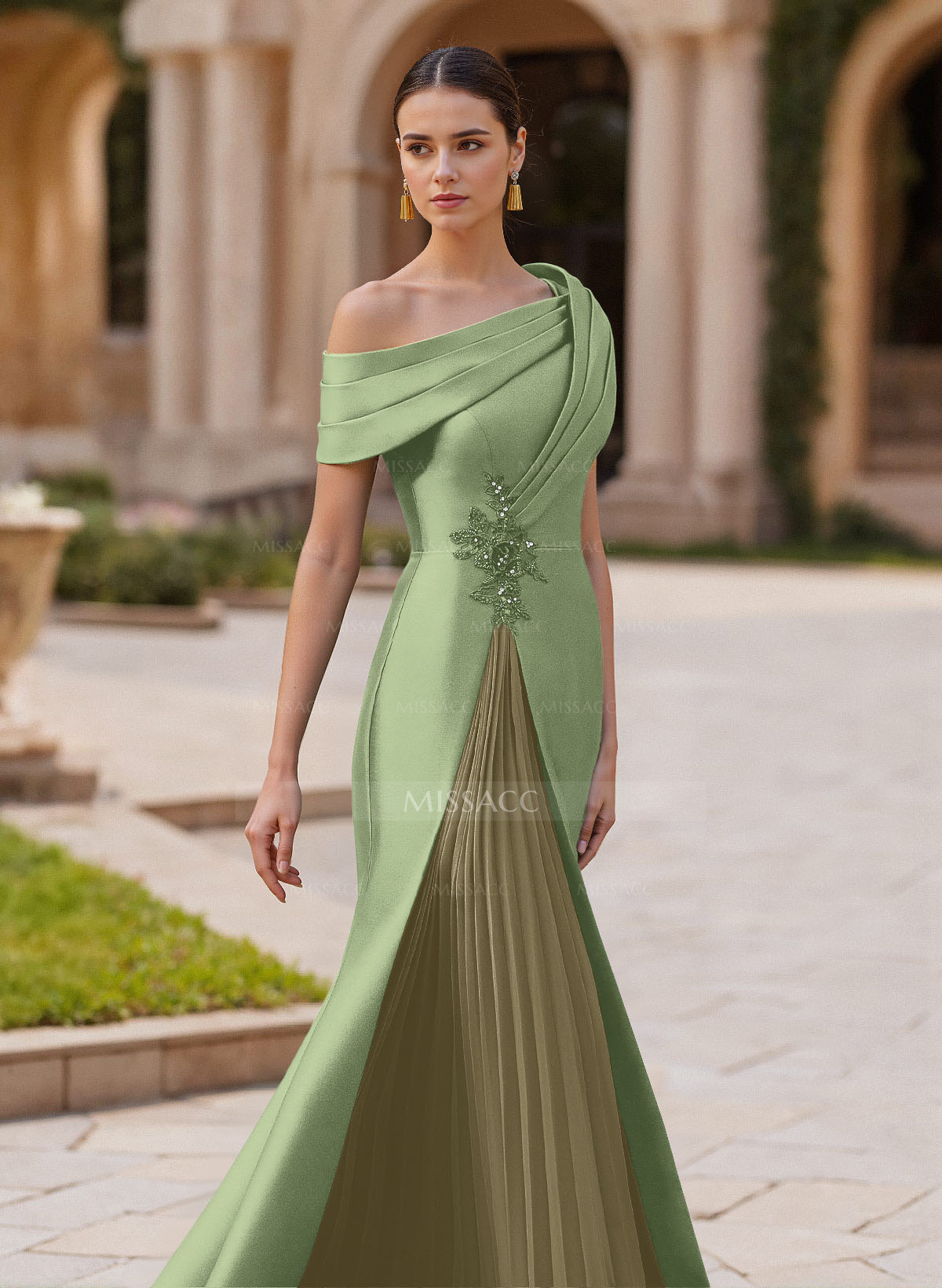 Elegant Asymmetrical Neckline Pleated Sweep Train Satin/Chiffon