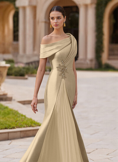 Elegant Asymmetrical Neckline Pleated Sweep Train Satin/Chiffon Evening Dresses