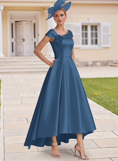 Classic A-Line Sleeveless Asymmetrical Satin Mother Of The Bride Dresses With Flower