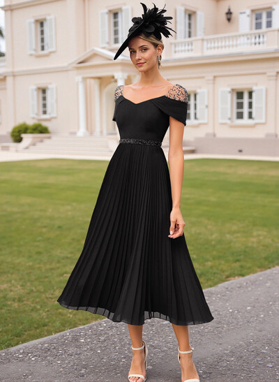 Elegant A-Line V-Neck Chiffon Mother Of The Bride Dresses With Pleated