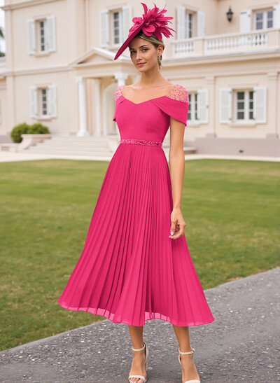 Elegant A-Line V-Neck Chiffon Mother Of The Bride Dresses With Pleated