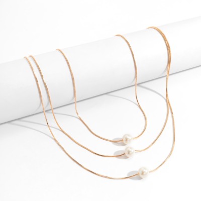 Classic Pearl Layer Necklace Classic Pearl Layer Necklace