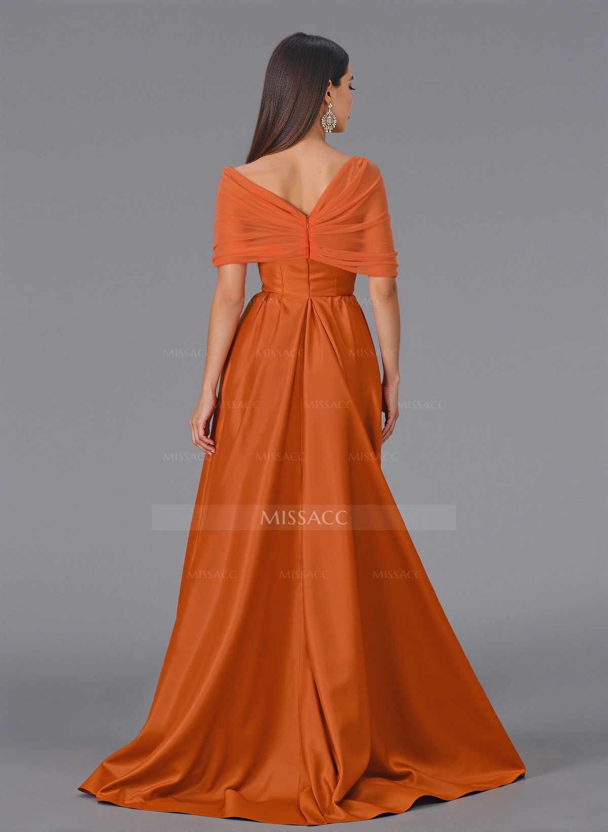 Elegant Tulle Asymmetrical Neckline Satin Bridesmaid Dresses With Split Front/Sweeping Side Drape