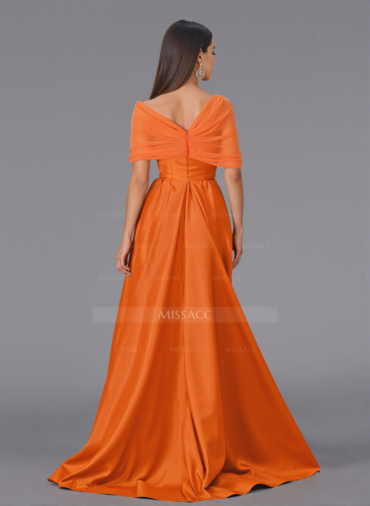 Elegant Tulle Asymmetrical Neckline Satin Bridesmaid Dresses With Split Front/Sweeping Side Drape